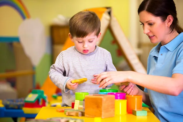 Vaga para Auxiliar de Sala Infantil Com ou Sem Experiência em São Luis