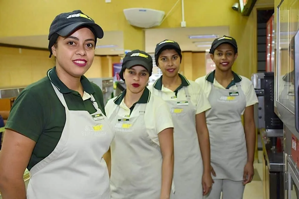 Vaga para Atendente no Subway (Não exige experiência) em São Luís 